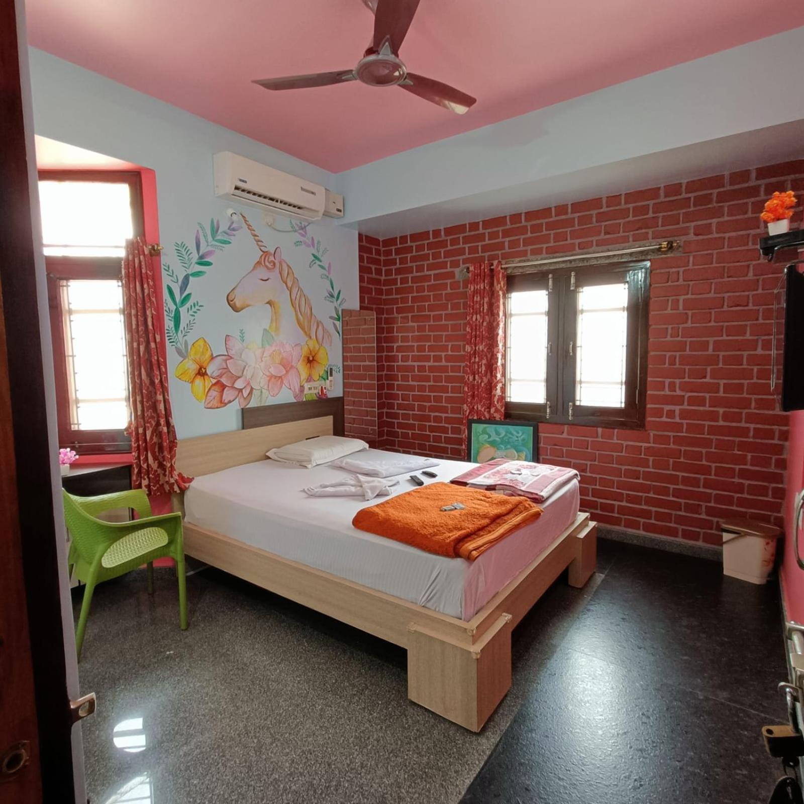 Mango Tree Homestay Хампи Экстерьер фото