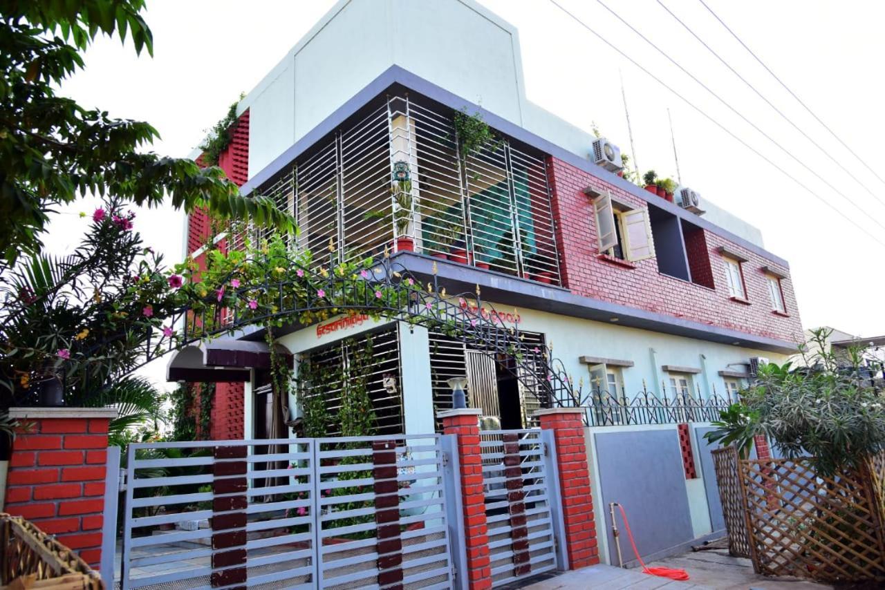 Mango Tree Homestay Хампи Экстерьер фото